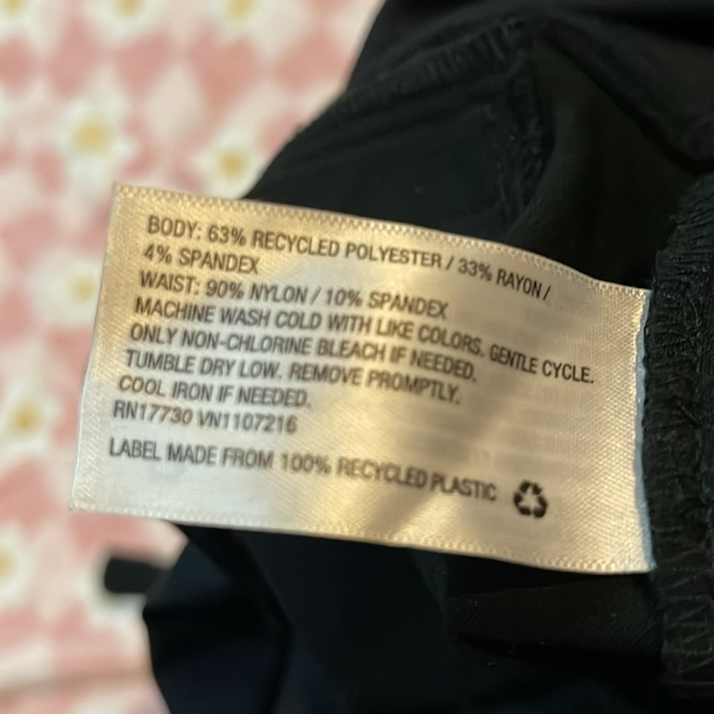 New black bootcut maternity pants - Picture 9 of 9